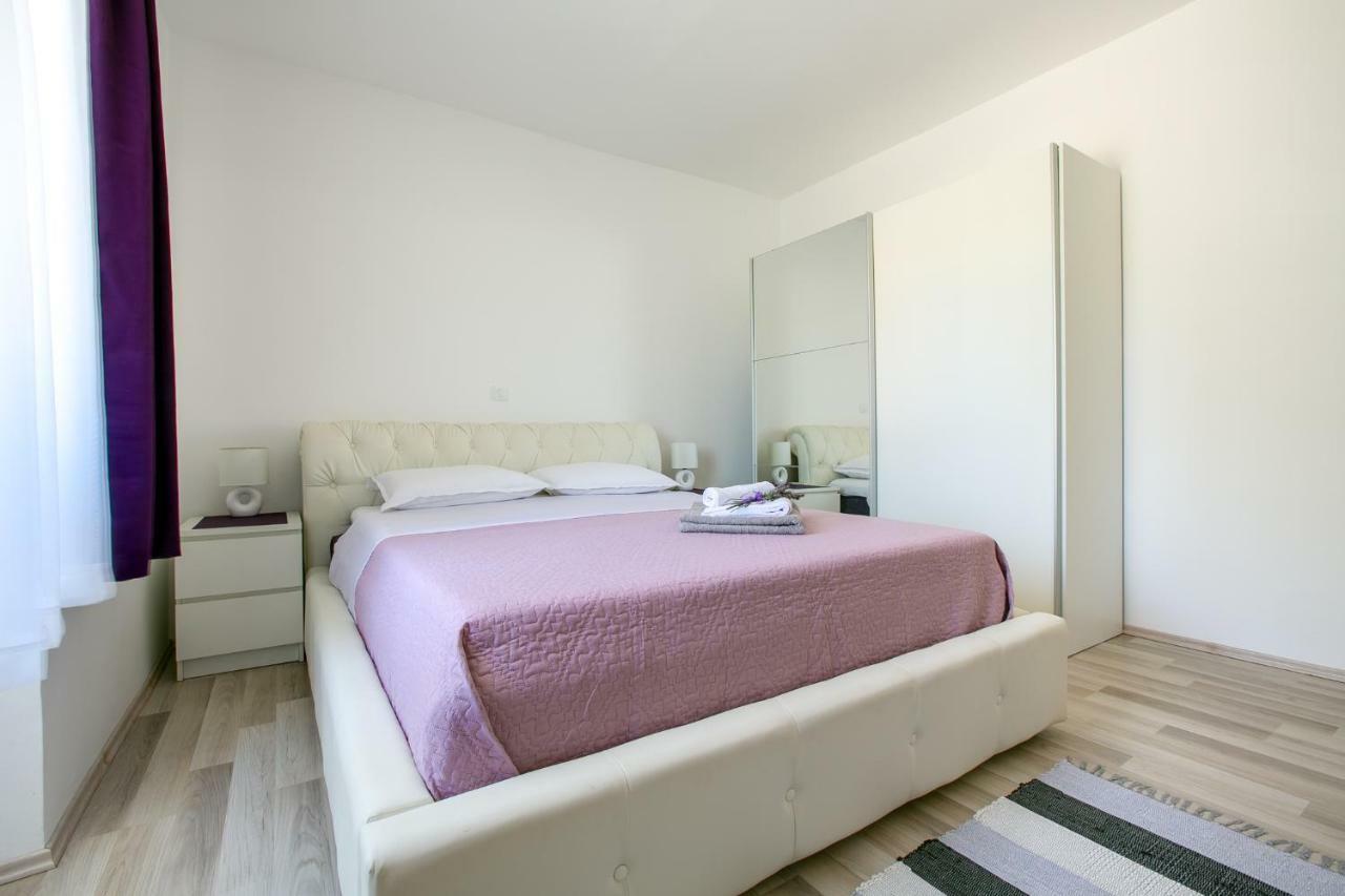 Apartment Maja Pula Extérieur photo