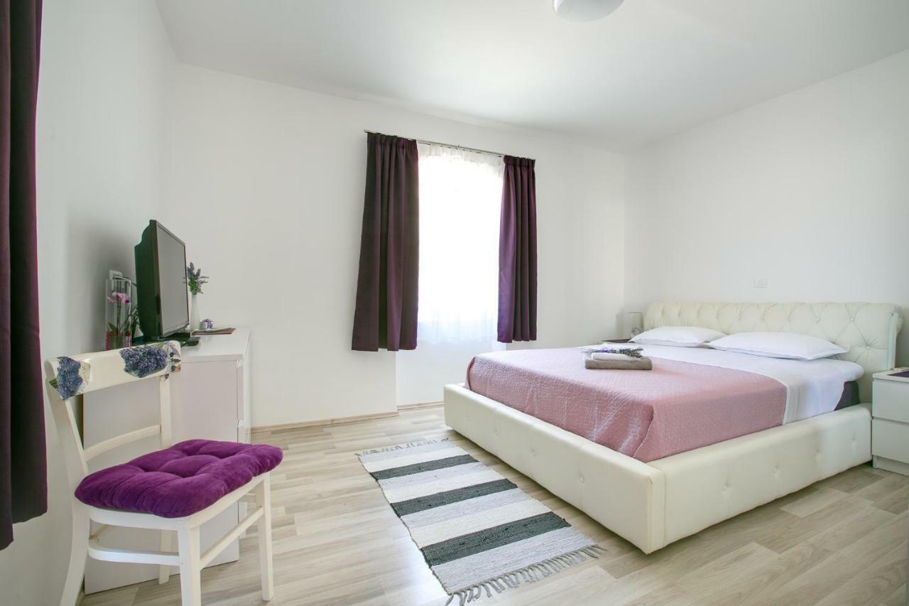 Apartment Maja Pula Extérieur photo